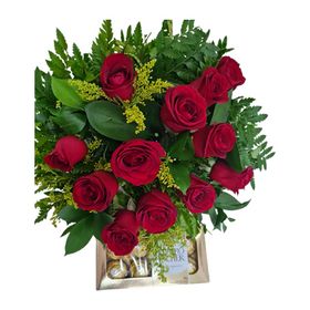 Buqu� 12 rosas vermelhas e chocolate Iluminado
