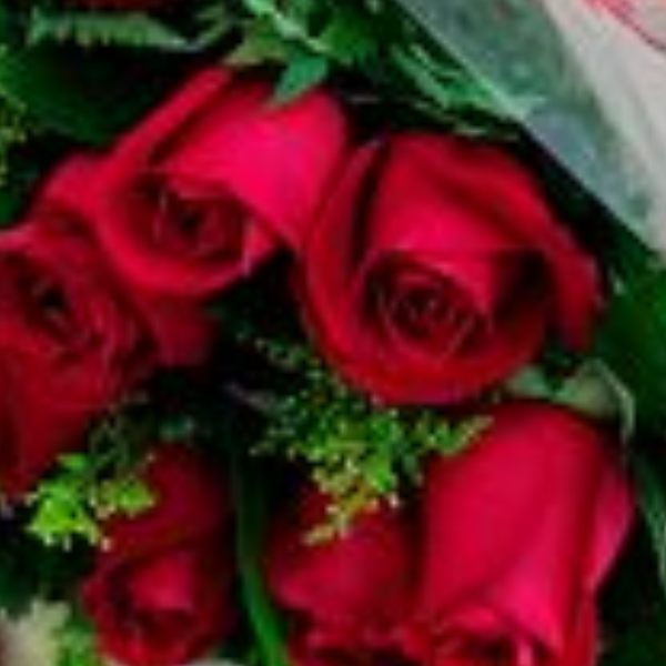 Buqu� Feliz Anivers�rio com bolo