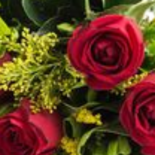 Buqu� Com Amor com 6 rosas