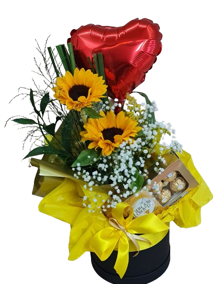 Arranjo de girass�is chocolate e bal�o 