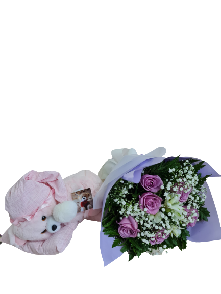 Buqu� de rosas lilas e pel�cia