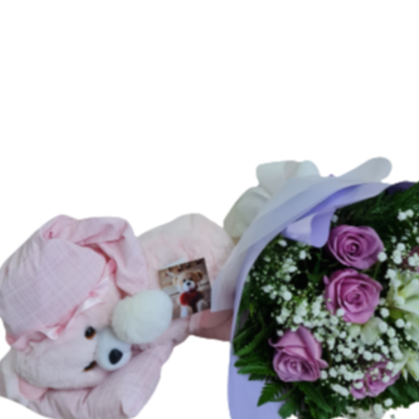 Buqu� de rosas lilas e pel�cia