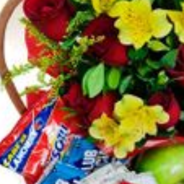Cesta Sorridente com rosas